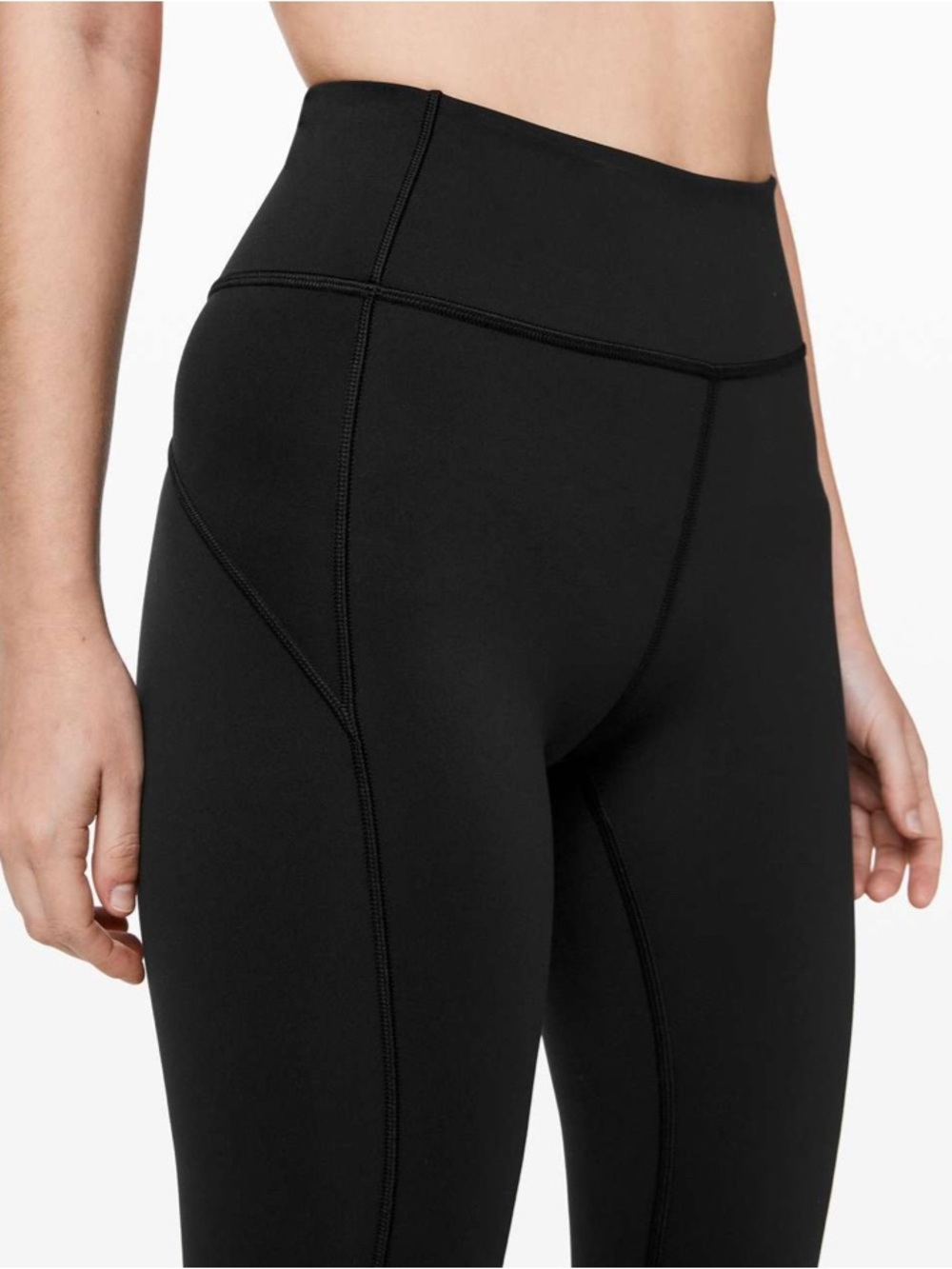 Lululemon In Movement Tight 28" *Everlux
Black Size 4 - Picture 9 of 11